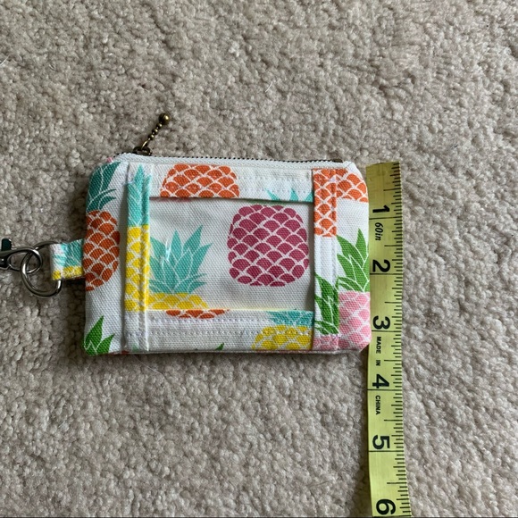 Pineapple ID Wallet with Breakaway Lanyard - Picture 8 of 9